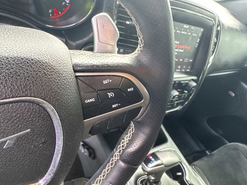 Certified 2018 Dodge Durango SRT image 23