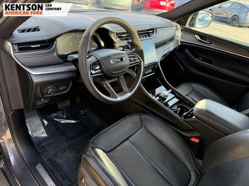 Used 2024 Jeep Grand Cherokee L Overland w/ Trailer Tow Package image 36