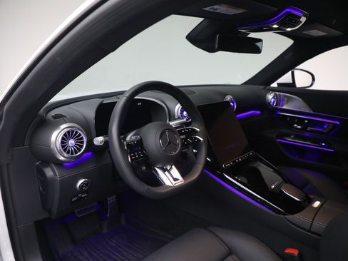Used 2025 Mercedes-Benz AMG GT 63 image 15