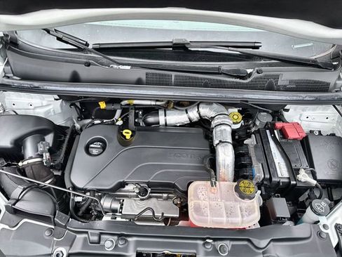 Certified 2022 Buick Encore Preferred w/ Safety Package image 28