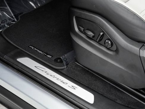 New 2026 Porsche Cayenne S AWD/4WD image 11