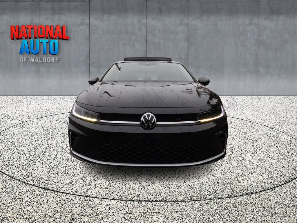 Used 2026 Volkswagen Jetta SE FWD image 3