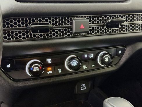 Used 2024 Honda HR-V Sport image 18