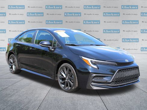 Used 2024 Toyota Corolla SE FWD image 3