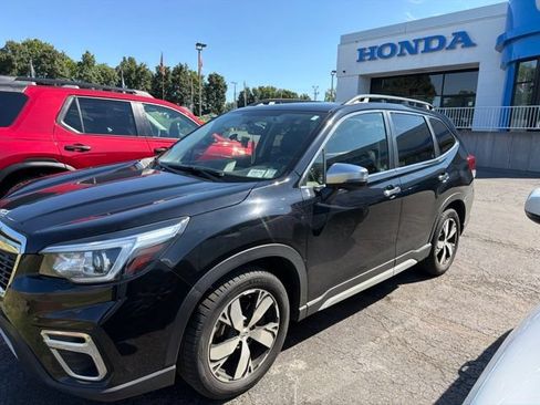 Used 2019 Subaru Forester Touring AWD/4WD image 3