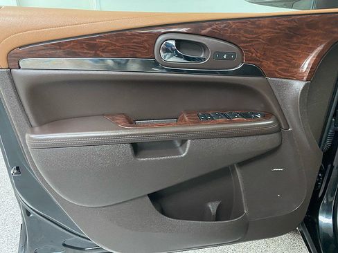 Used 2014 Buick Enclave Leather w/ Trailering Provision Package image 10
