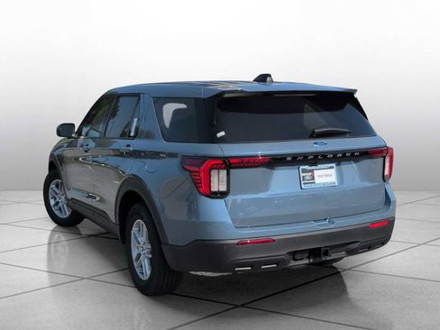 New 2026 Ford Explorer Active RWD image 15