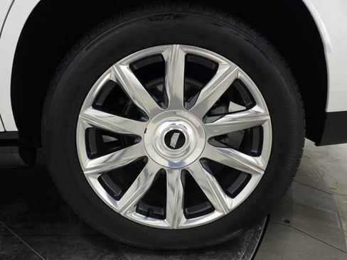 Used 2021 Cadillac Escalade Premium Luxury Platinum image 14