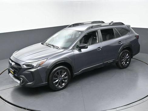 Used 2023 Subaru Outback Onyx Edition AWD/4WD image 42