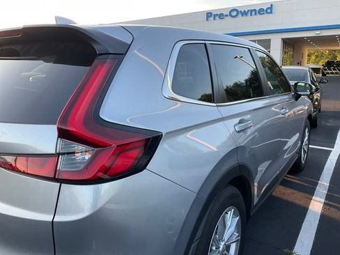 Used 2025 Honda CR-V EX-L image 7