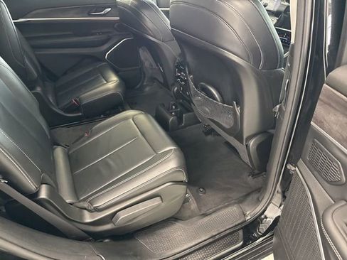 Used 2021 Jeep Grand Cherokee L Limited image 32