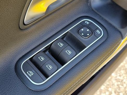 Used 2022 Mercedes-Benz CLA 250 image 19