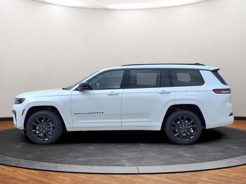 New 2026 Jeep Grand Cherokee L Limited image 13