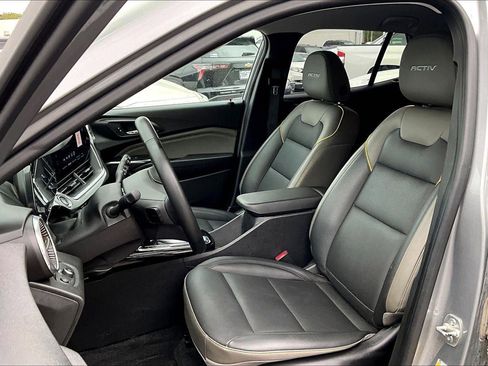 Used 2025 Chevrolet Trax ACTIV w/ Driver Confidence Package image 15