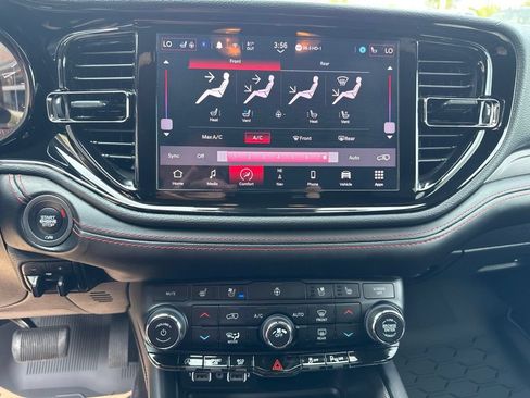 Used 2024 Dodge Durango GT AWD/4WD image 35