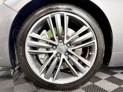 Used 2015 INFINITI Q50 w/ Deluxe Touring Package RWD image 22
