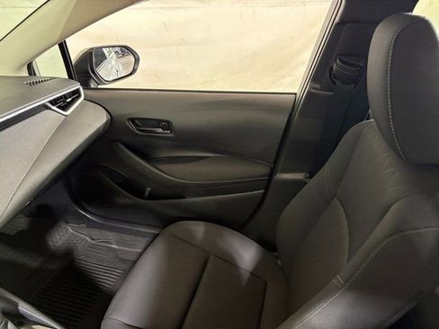 Used 2023 Toyota Corolla LE image 21