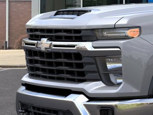 New 2026 Chevrolet Silverado 3500 LT AWD/4WD image 13