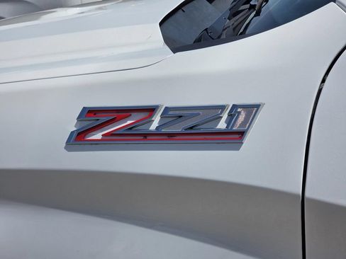 Used 2022 Chevrolet Silverado 1500 LTZ AWD/4WD image 8