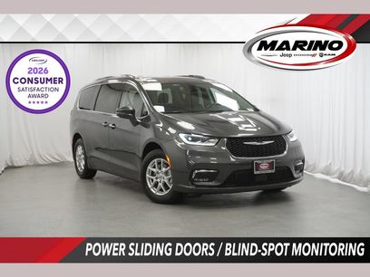 Used 2021 Chrysler Pacifica Touring-L
