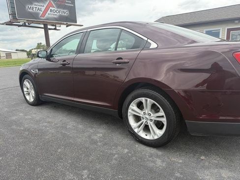 Used 2018 Ford Taurus SEL w/ Equipment Group 201A FWD image 35