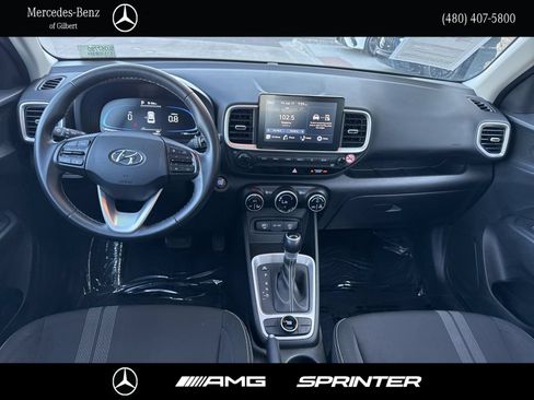 Used 2025 Hyundai Venue SEL FWD image 20