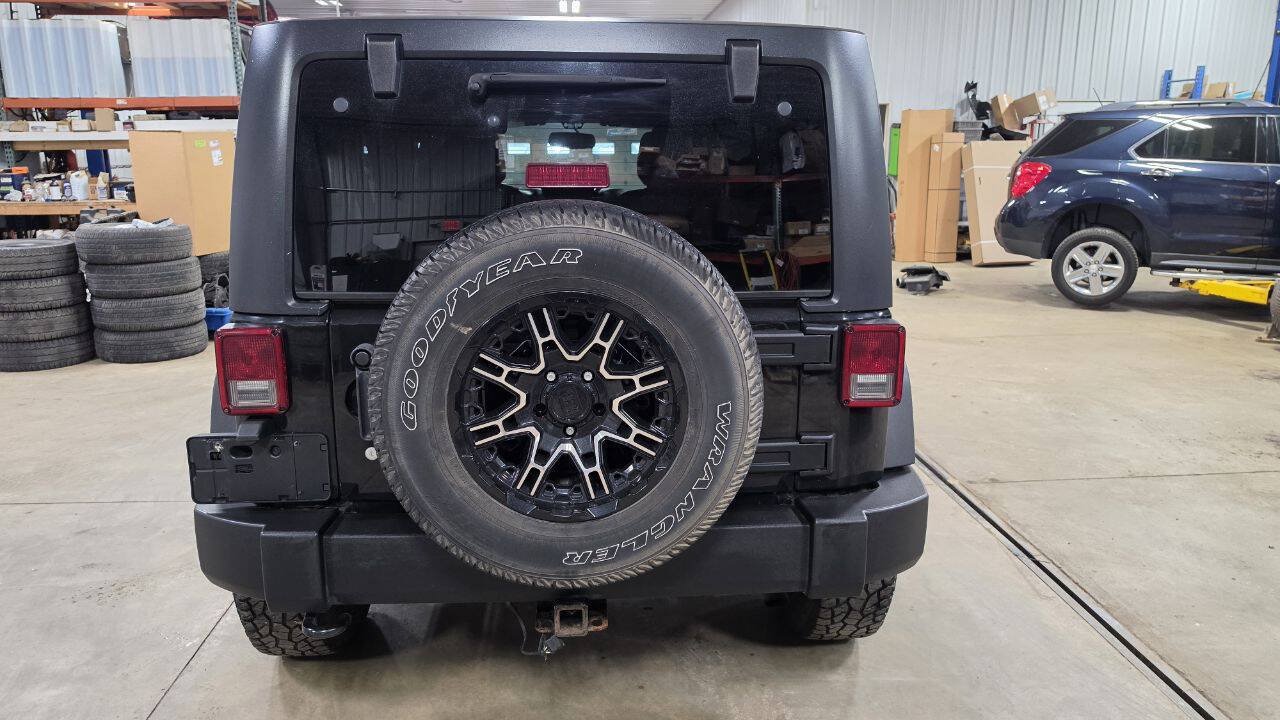 Used 2014 Jeep Wrangler Unlimited Sport w/ Quick Order Package 24S AWD/4WD image 11
