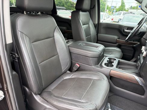 Used 2019 GMC Sierra 1500 SLT w/ SLT Premium Package AWD/4WD image 46