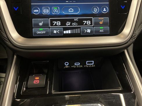 Certified 2025 Subaru Outback Premium w/ Popular Package #1A image 23