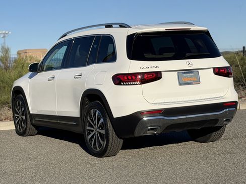 Certified 2022 Mercedes-Benz GLB 250 image 10