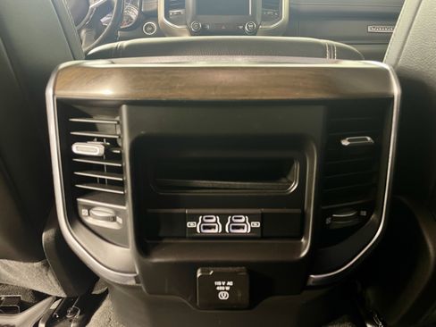 Certified 2021 RAM 1500 Laramie image 28