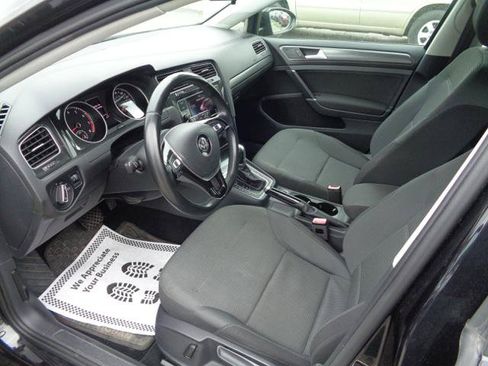 Used 2019 Volkswagen Golf S FWD image 6