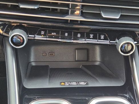 New 2026 Chevrolet Traverse High Country image 20