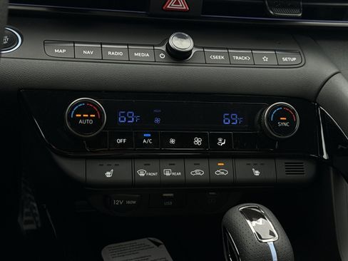 New 2026 Hyundai Elantra N FWD image 21