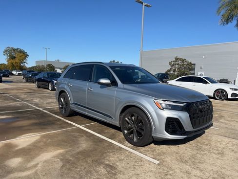Used 2025 Audi Q7 3.0T Premium Plus w/ Premium Plus Package image 4