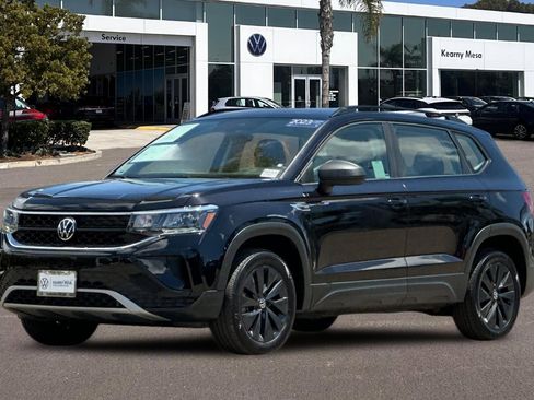 Used 2023 Volkswagen Taos S w/ Driver Assistance Package FWD image 8