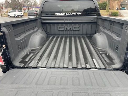 Used 2015 GMC Canyon SLT image 37