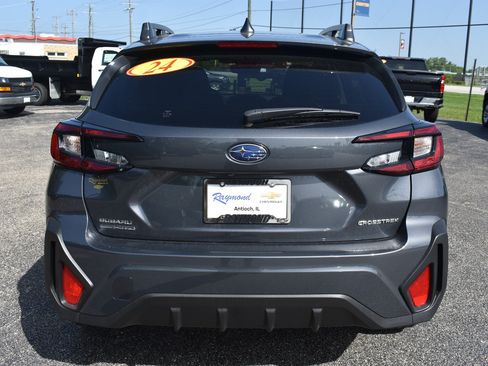 Used 2024 Subaru Crosstrek 2.0i Premium AWD/4WD image 4