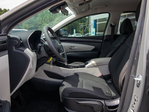 Used 2024 Hyundai Tucson SE FWD image 6