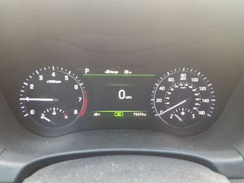 Used 2018 Genesis G80 3.3T Sport image 15