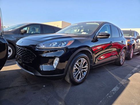 Used 2022 Ford Escape SEL image 1