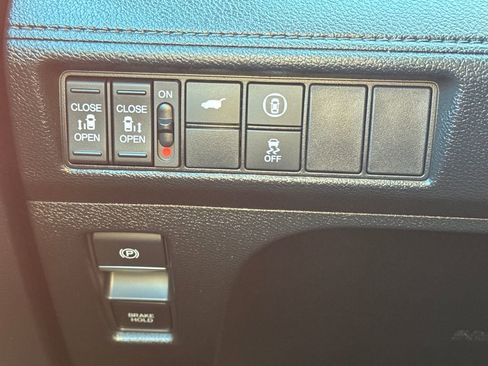 Used 2024 Honda Odyssey EX-L image 29