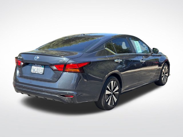 Used 2022 Nissan Altima 2.5 SV FWD image 12