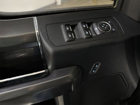 Used 2016 Ford F150 XLT w/ Equipment Group 302A Luxury image 21