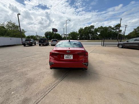 Used 2020 Kia Forte LXS image 4