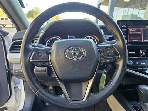 Used 2024 Toyota Camry SE image 23