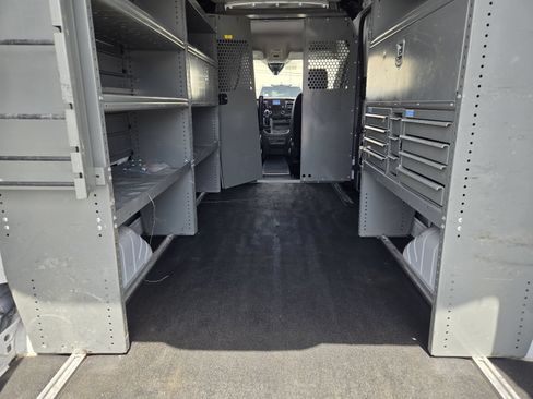 Used 2023 Ford Transit 350 Medium Roof RWD image 30