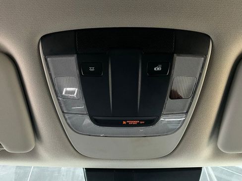 Used 2025 Kia Sportage LX image 16