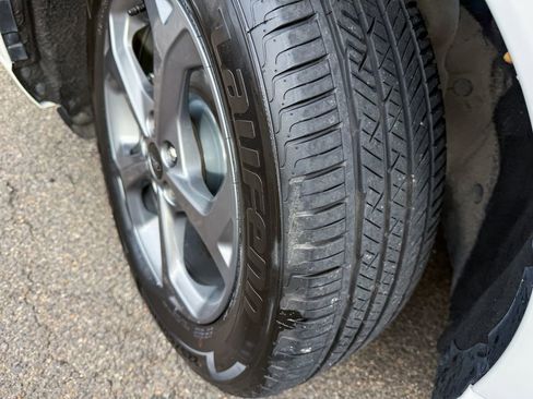 Used 2023 Ford Escape ST-Line image 38