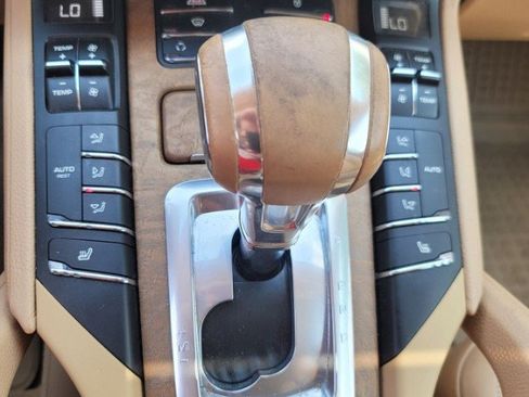 Used 2013 Porsche Cayenne S AWD/4WD image 24